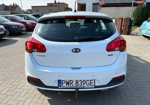 Kia Ceed cena 23900 przebieg: 216000, rok produkcji 2012 z Sianów małe 562